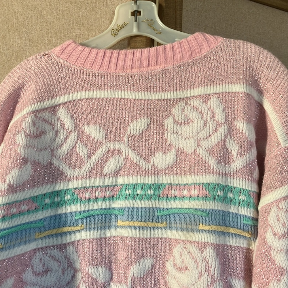 Vintage Worthington Pink and White Crew Neck Sweater - Picture 6 of 7